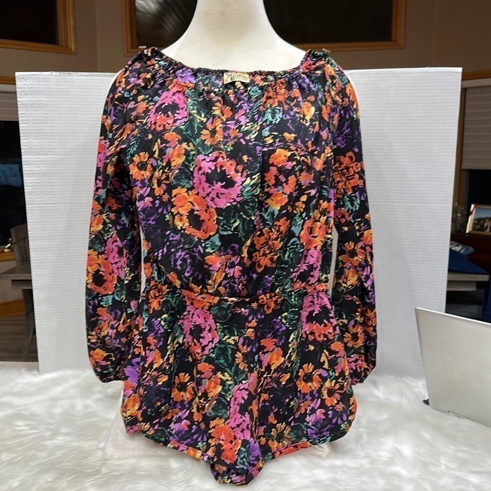 Show me your mumu made in USA black orange/pink/yellow/green shorts romper md